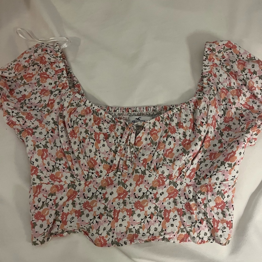 Hollister Pink and Orange Flutter Sleeve Blouse